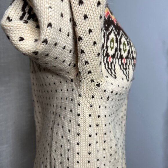 Vintage Norsk Husflid Hand Knit Wool Cardigan Sweater Nordic Button Size Medium - Picture 6 of 10